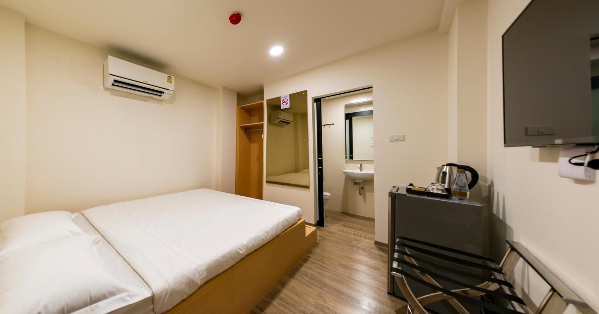 P18 Hotel Банкок Стая снимка